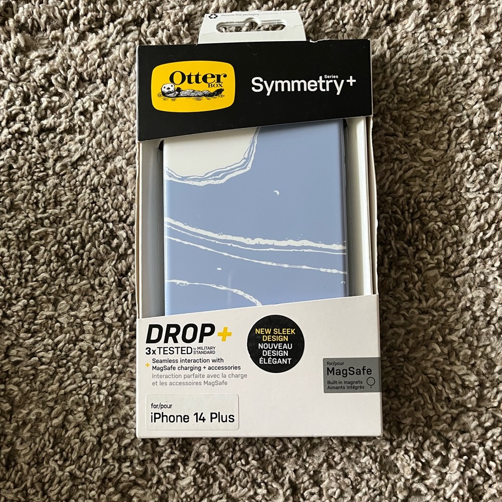 NIB OtterBox iPhone 14 Plus Symmetry Plus Case